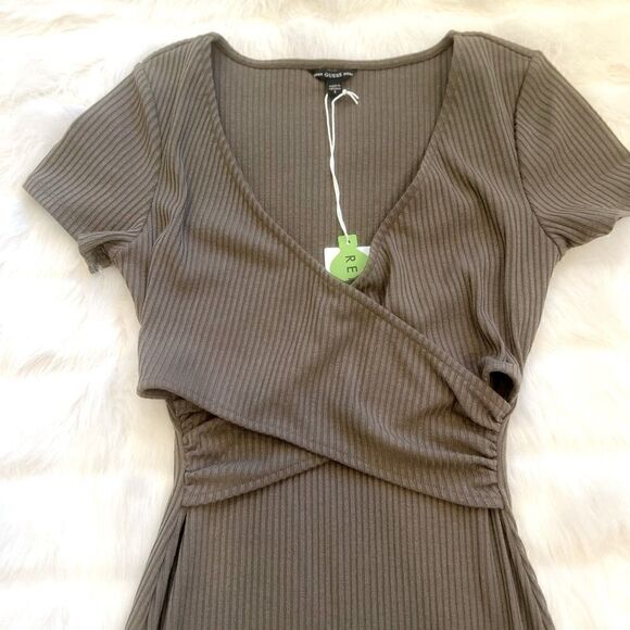 Guess NWT Cecille Wrap Dress (S) - Picture 7 of 8